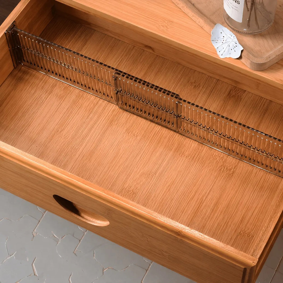 Adjustable Drawer Divider, 2 Counts Expandable Drawer Organizer, Durable Plastic Drawer Storage Divider for Underwear, Socks, Home Storage, Dresser Storage Organizer, Adjustable Dividers